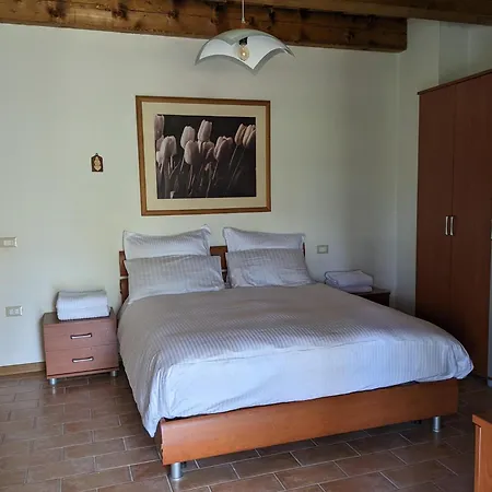 Exclusive With Private Pool Between Marche And Umbria 度假居